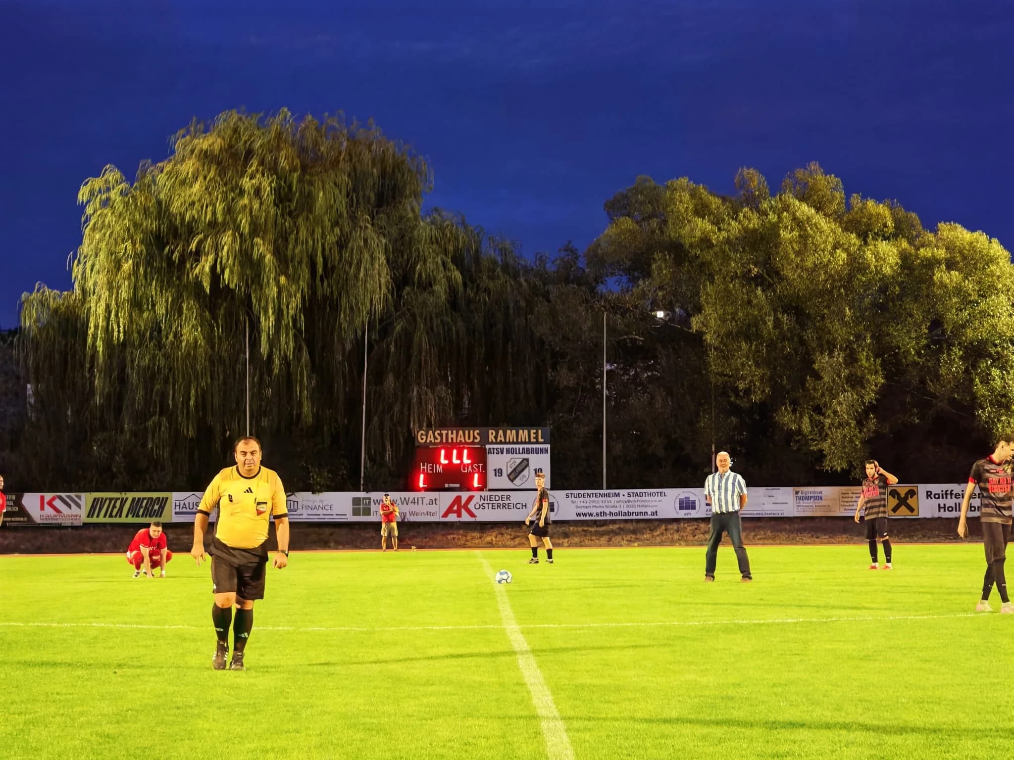 Flutlicht und Spieltag